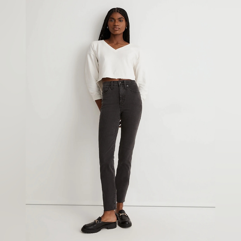 Madewell High Rise Stovepipe Raw Hem Jeans in Lunar Wash Size 28